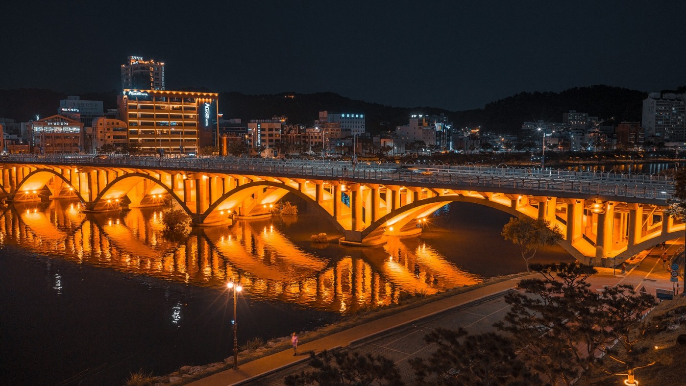 DJI_20260820193637_0404_D_1600x900.jpg